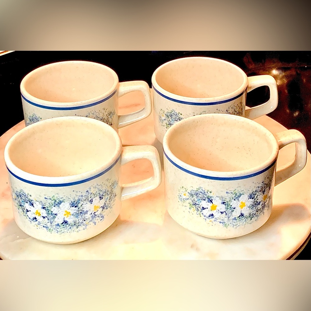 LENOX TEMPER-WARE DEWDROPS COFFE CUPS SET OF 4 VINTAGE WHITE  FLOWERS BLUE BAND